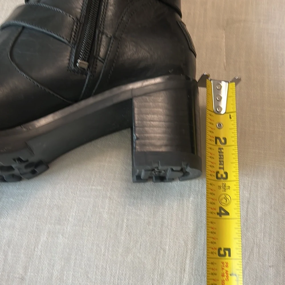 Lana Knee-High Heeled UGG Boots - Picture 14 of 14